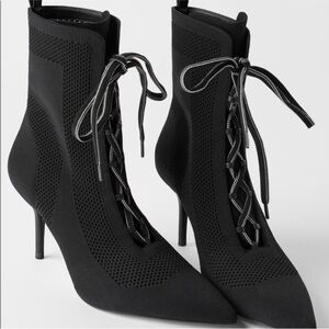 ZARA Black Lace Up Knit Ankle Sock Boots Booties size 39 US 8-8.5